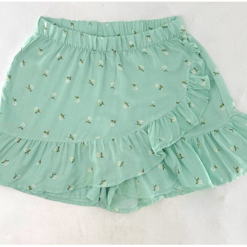NWT- Cat & Jack Mint Green Ruffle Skirt with Floral Print
